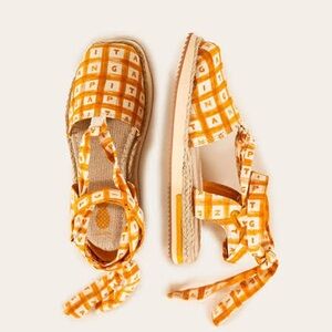 FARM Rio Yellow Sandals Size 7.5